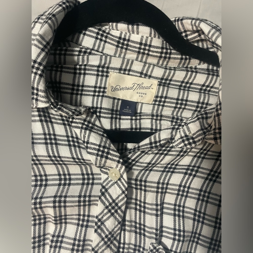 Flannel - Picture 2 of 3